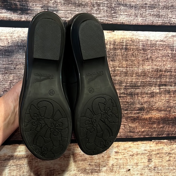 Dansko flats - Picture 8 of 9